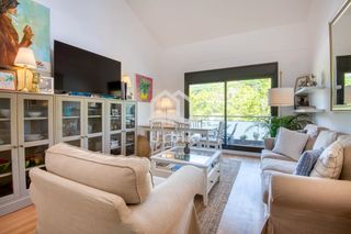 Appartamento in Avinguda de la platja 104. Con piscina comunitaria