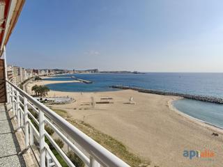 Apartamento en Sant Antoni. Apartament a primera línia de mar amb vistes espectaculars a la