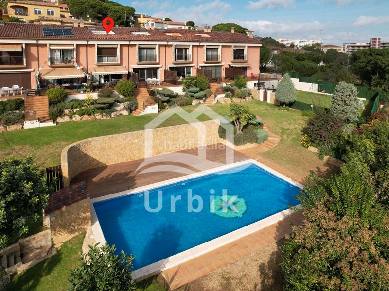 Foto d28231ab-3106-40c8-9761-a1235f424d6a. Reihenhaus mit heizung parking pool in Sant Pol Sant Feliu de Guíxols