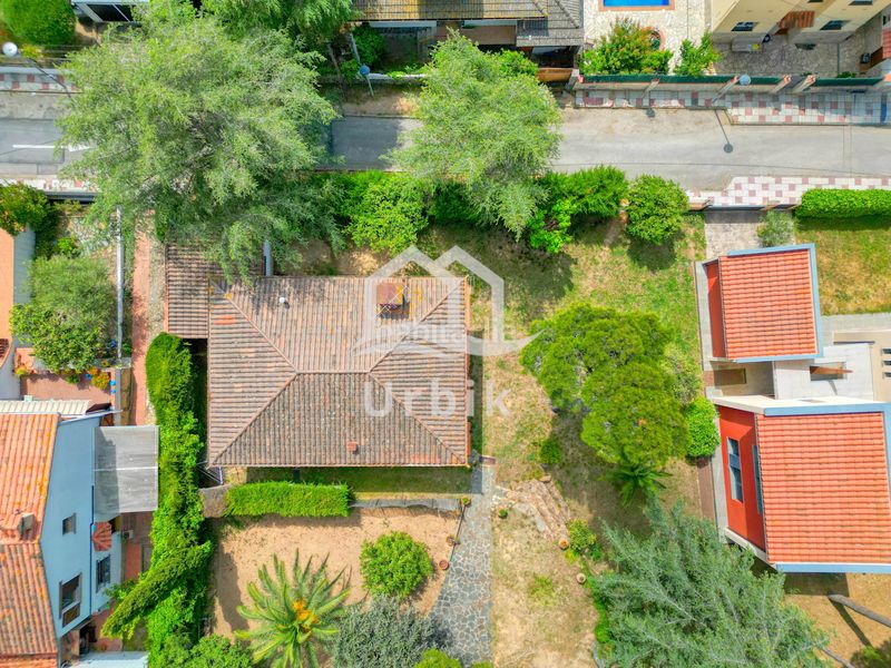 Foto a829aaf0-714b-4c24-ae93-8c52cd0a13a0. Casa amb xemeneia calefacció a Castell d´Aro
