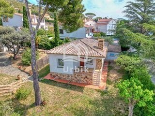 Casa  Carrer moss�n josep cisterna