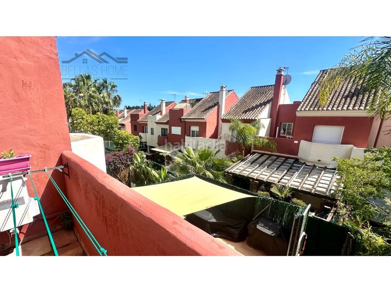Foto b46ebecb-13a4-4738-b6ce-ab5d5a84bde6. Casa adossada amb aparcament piscina a La Concha - Resina Golf Estepona