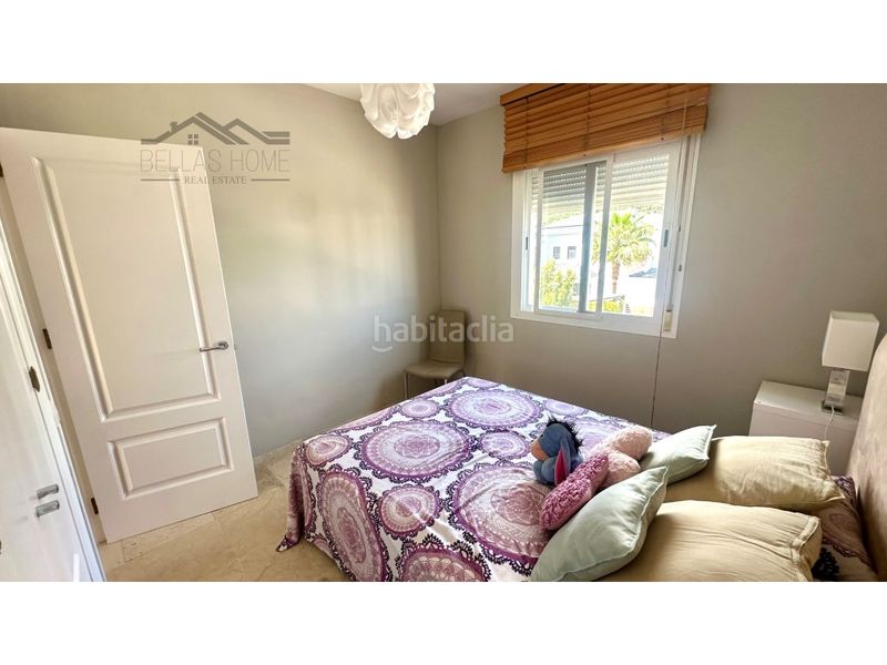 Foto e5fabacc-f60d-451d-b188-b2e01c0493f8. Casa adossada amb aparcament piscina a La Concha - Resina Golf Estepona