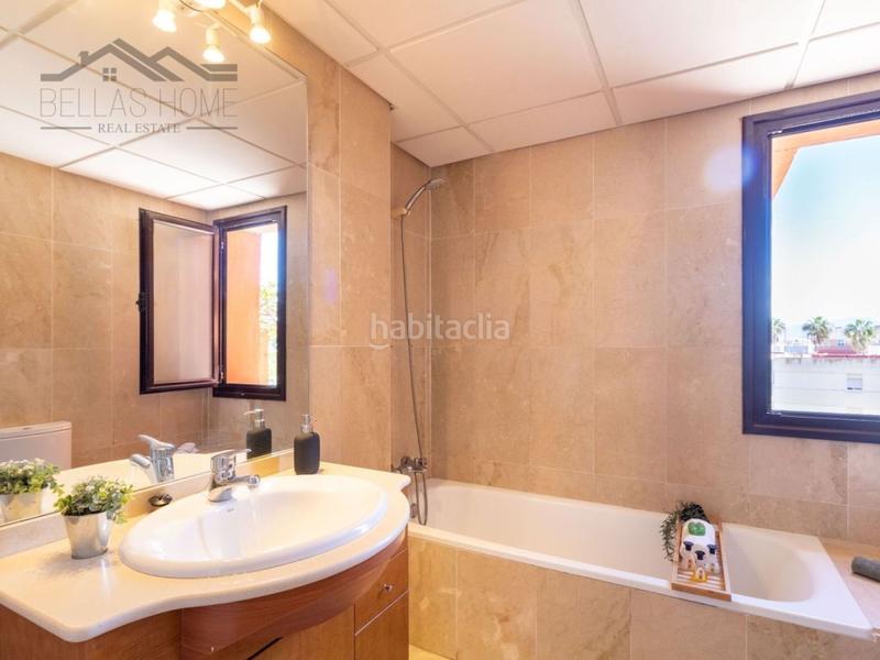 Foto 3199e58a-378a-41e1-a7aa-b08c9b881da4. Pis amb aparcament piscina a puerto de Estepona Estepona