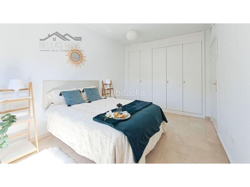 Foto 9782b3e7-0c3d-40fb-a4a6-c2943988a2ab. Pis amb aparcament piscina a puerto de Estepona Estepona