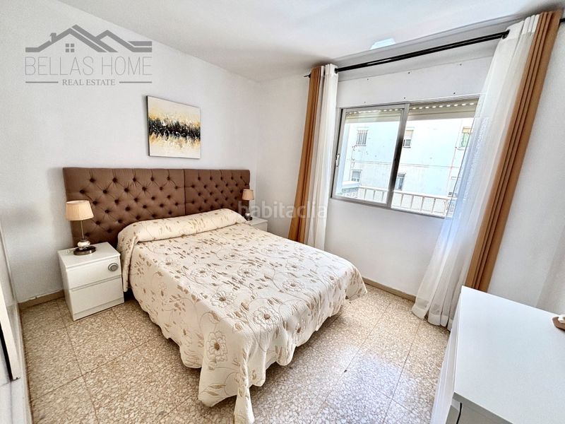 Foto c07d9774-3e6d-4ce7-9454-a08adaa2c720. Pis a puerto de Estepona Estepona