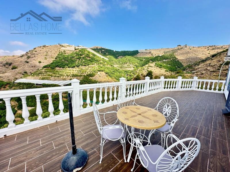 Foto 4e690568-264a-4d27-96c0-5101a93434fa. Location maison avec parking piscine dans Torrecuevas - Lomas del Gato Almuñécar