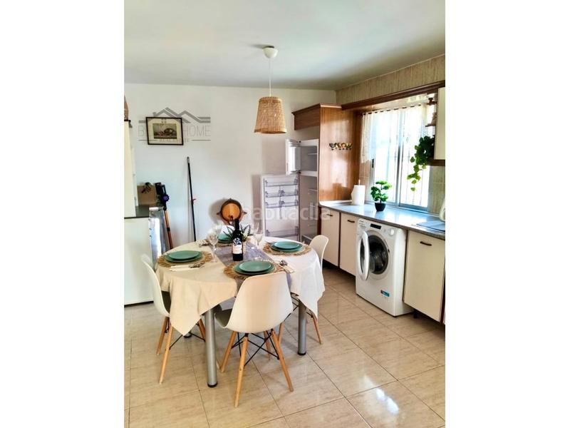Foto e7a6a207-24ba-43c3-ae20-449c5d231b28. Location maison avec parking piscine dans Torrecuevas - Lomas del Gato Almuñécar