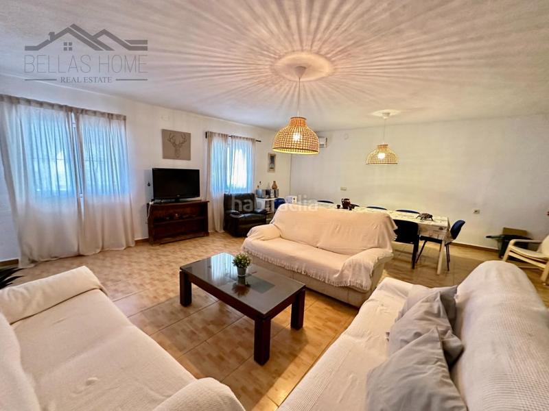 Foto e8b84248-6466-4e31-910f-1014b4d67173. Rent house with parking pool in Torrecuevas - Lomas del Gato Almuñécar