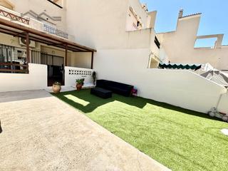 Rez-de-chaussée à Bahía de Casares. Piso en urb. estrella bahía