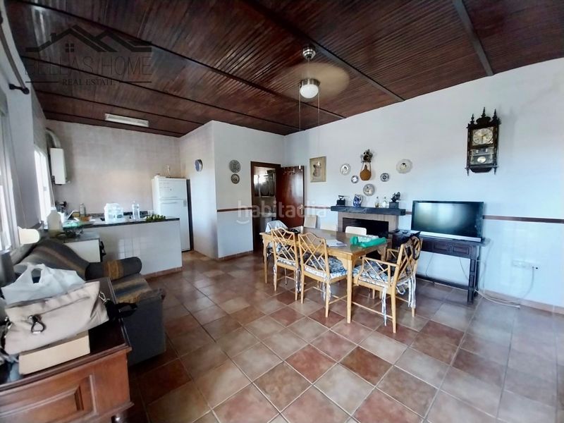 Foto 4f5fdc8c-c668-4331-9544-26a9a1afcdbe. Masia amb aparcament a Zona Calvario Estepona
