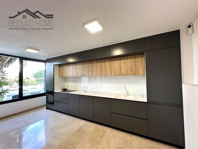 Foto 09058dbd-53c3-446e-8fb2-86d5d4da8e92. Zweistöckige wohnung mit pool in puerto de Estepona Estepona