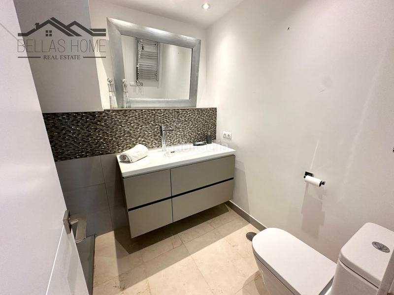 Foto 323982fd-c235-44df-a419-74464c6d25cd. Zweistöckige wohnung mit pool in puerto de Estepona Estepona