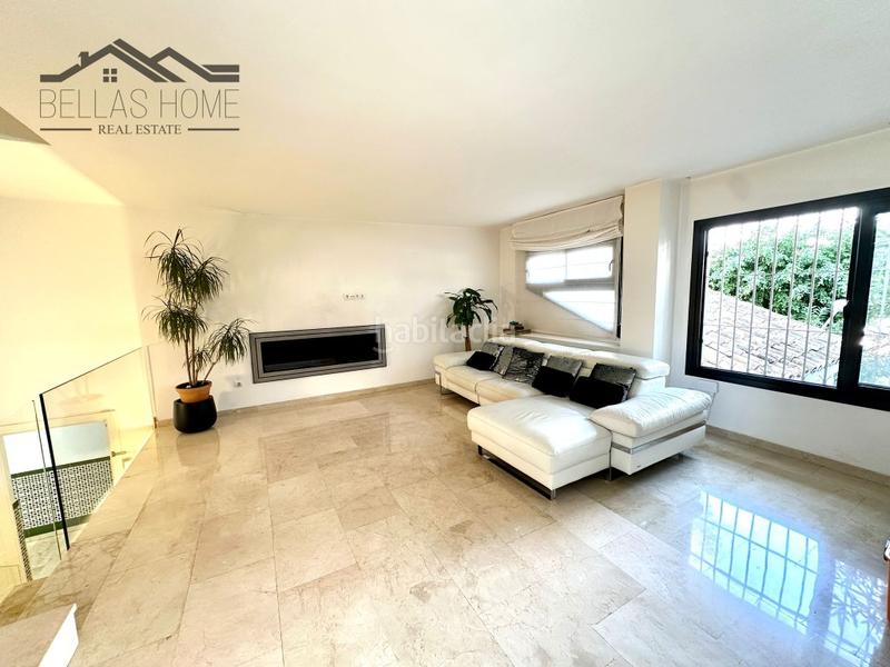 Foto 4cf73fd1-76ad-41b2-8b97-b7e6353cd1a6. Zweistöckige wohnung mit pool in puerto de Estepona Estepona