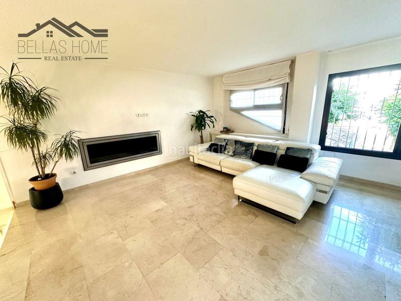 Foto 548ccd13-7c86-4f0e-a13f-1f76afb6b006. Zweistöckige wohnung mit pool in puerto de Estepona Estepona