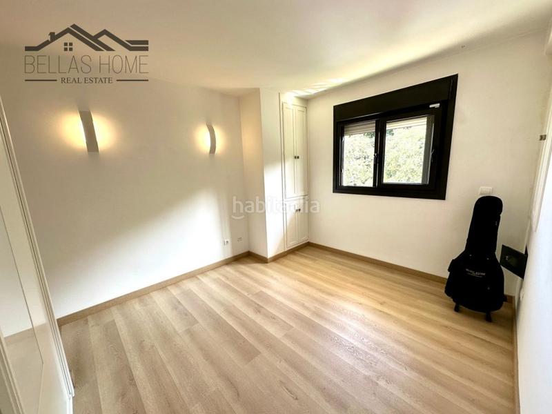 Foto 90118260-52bd-4abf-a0b2-9751f994ecf7. Zweistöckige wohnung mit pool in puerto de Estepona Estepona