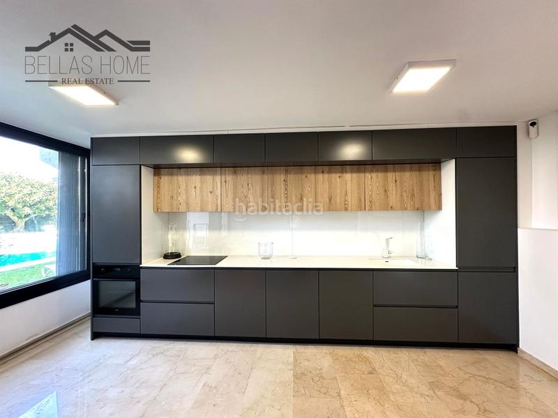 Foto bb028d06-d464-4f09-9a3f-ce79ee19dfc7. Zweistöckige wohnung mit pool in puerto de Estepona Estepona