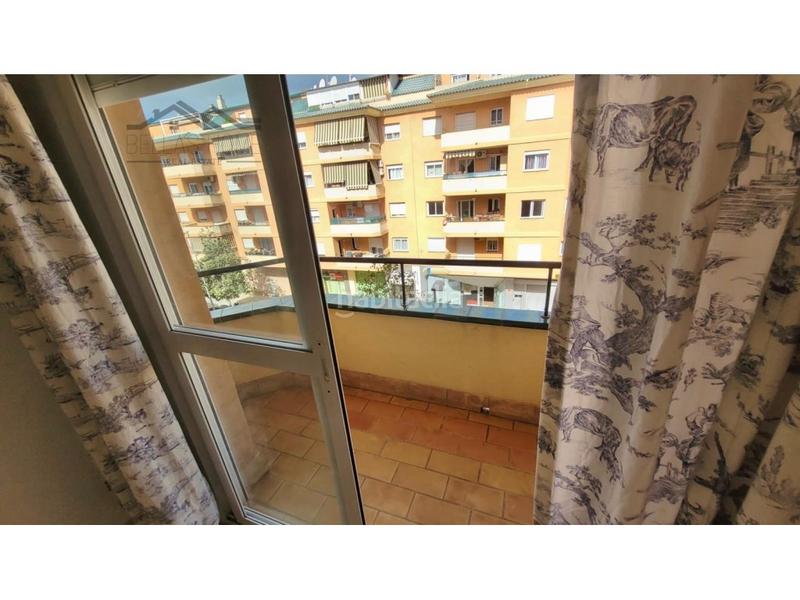 Foto 332756f7-24e5-42ec-87a0-348da55cb44f. Pis amb aparcament piscina a San Luis de Sabinillas Manilva