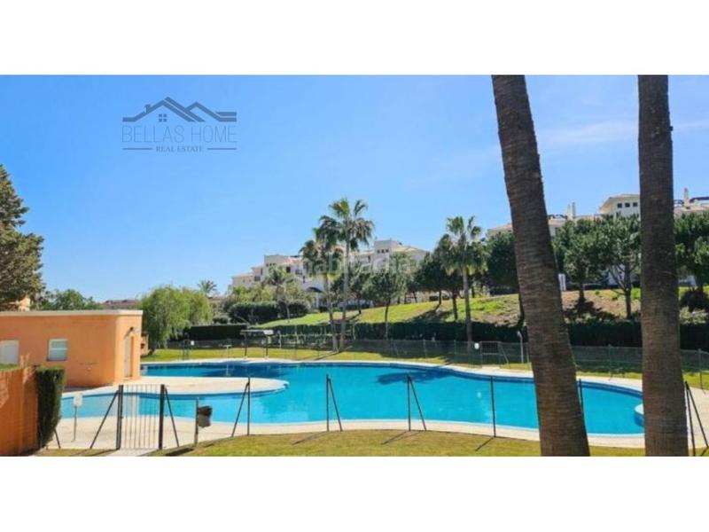 Foto db1bb0d3-8aec-4ffe-9068-4b34a18c669d. Pis amb aparcament piscina a San Luis de Sabinillas Manilva