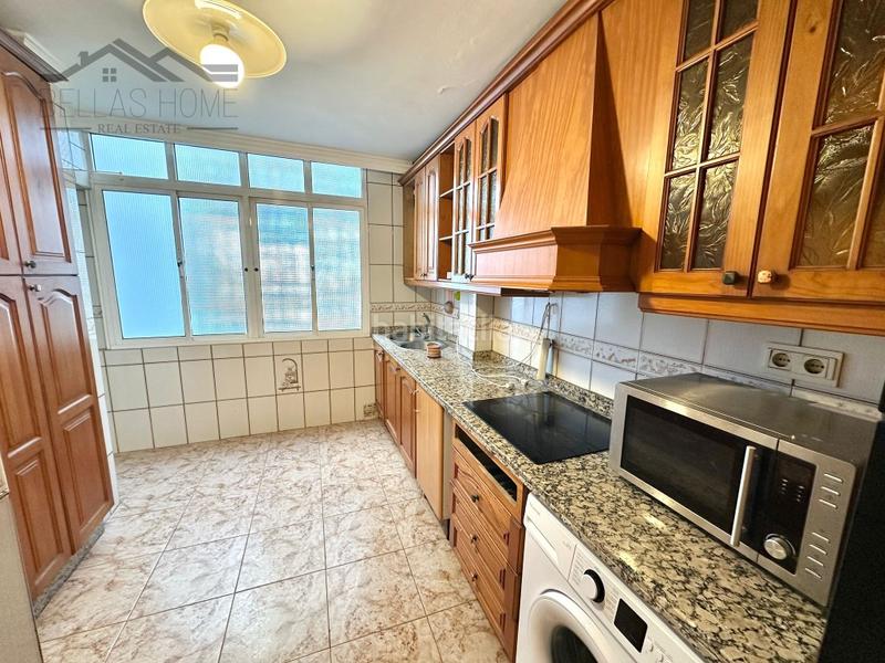 Foto fc7861e3-dcdb-4619-937f-6887c77aeeef. Flat in Zona Calvario Estepona