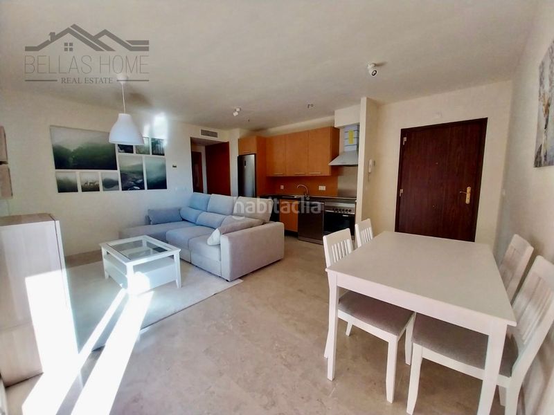 Foto bafd5fa1-7fb6-41f9-8aaf-91b94c4ab6e4. Pis amb aparcament piscina a puerto de Estepona Estepona