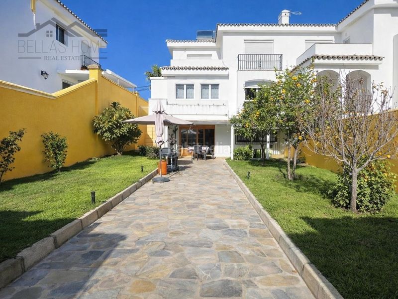Foto 35591f51-3b20-4e06-814e-0b38e5ebc822. Casa adossada amb aparcament a Guadalobón Estepona
