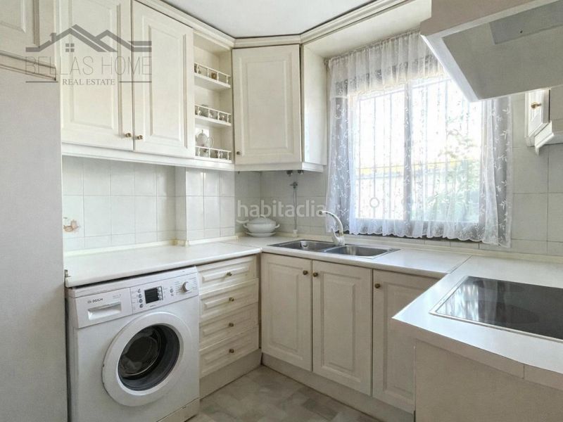 Foto 66abc482-fedf-4184-82dc-abd485e758d4. Casa adossada amb aparcament a Guadalobón Estepona