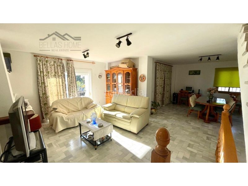 Foto 8e0f3e53-eeaa-4a3c-a0f1-5edf3b0a5b92. Casa adossada amb aparcament a Guadalobón Estepona