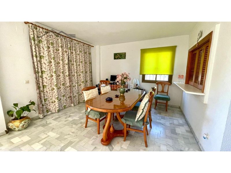 Foto 91c554ce-7795-4216-bc25-0ae20639e644. Casa adossada amb aparcament a Guadalobón Estepona