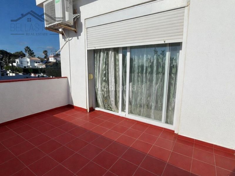 Foto 959b2c5c-af2b-4156-9596-cc7fb1313e2e. Casa adossada amb aparcament a Guadalobón Estepona