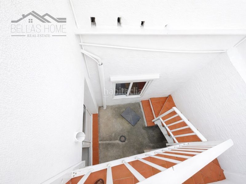 Foto 0c33cb50-8e07-4250-860f-dde3bb20ea53. Casa adossada a Centro Estepona