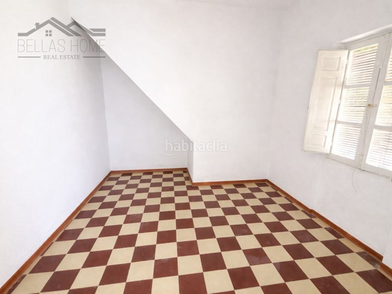 Foto 4baf0360-3b06-40c1-ae5e-cd692135b1ac. Casa adossada a Centro Estepona