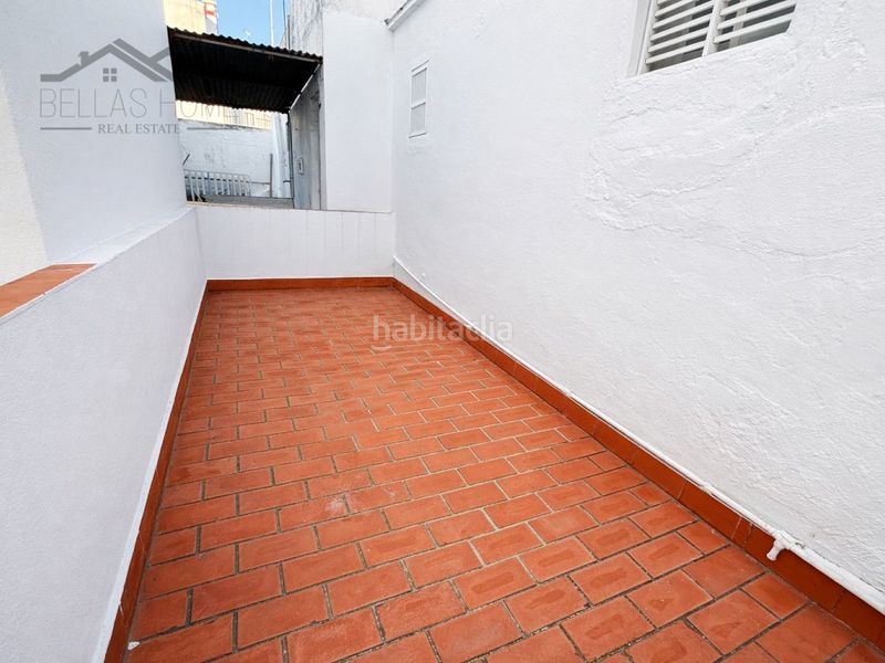 Foto b80490f8-5c22-4c62-82c5-e24193fa4f59. Casa adossada a Centro Estepona