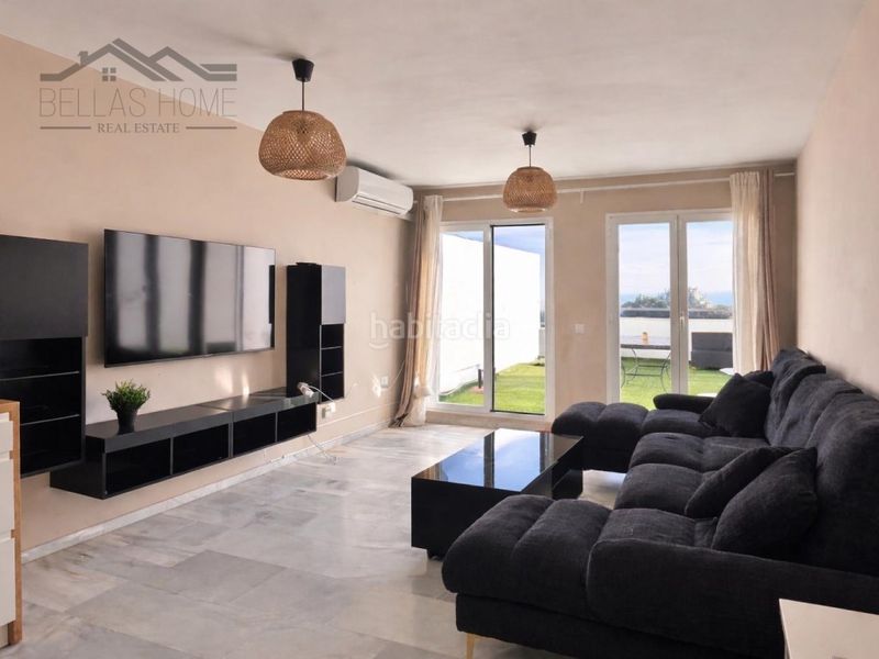 Foto d09621aa-c1f3-4366-8d8e-d80704c9f4d0. Dúplex magnífico dúplex en las abejeras, en altos de Estepona Estepona