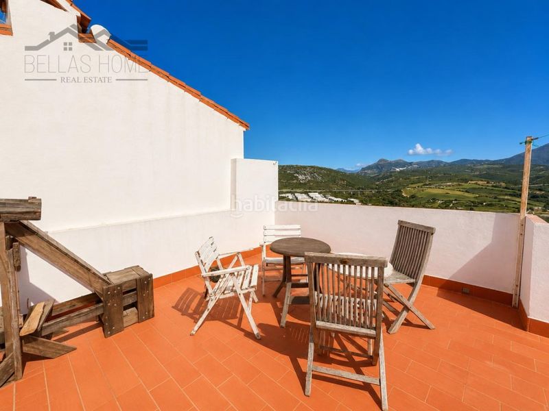 Foto b62ffbc1-b3e2-4a96-ba6b-0218e0ed7404. Casa adossada amb aparcament a Manilva pueblo Manilva
