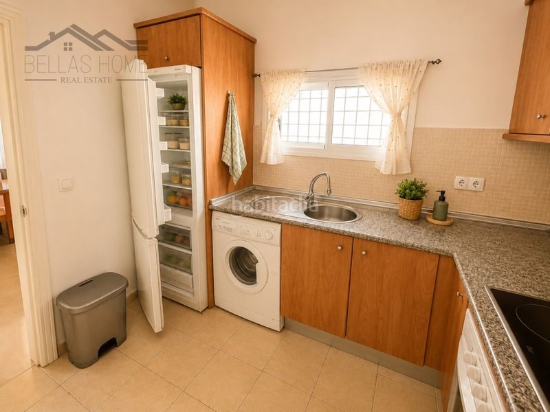 Foto 964c7000-a164-4364-9e40-357a1eb21f41. Casa adossada amb aparcament piscina a Manilva pueblo Manilva