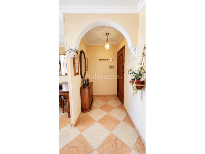Foto 438925d3-02d0-4fcd-9380-d01c620e773f. Pis a Zona Miraflores Marbella
