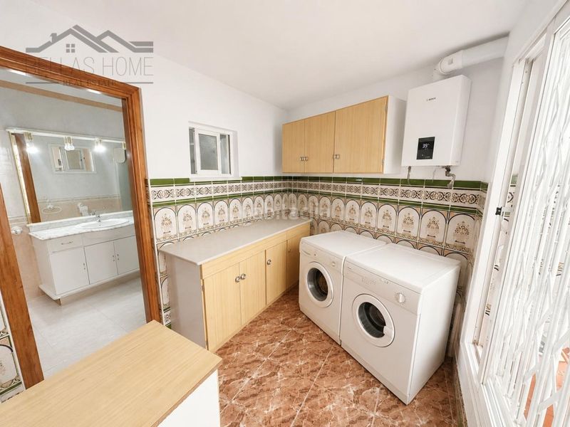 Foto 3d5d51aa-3983-4050-95c7-52c3dca3de06. Erdgeschoss in Centro Estepona