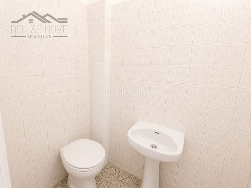 Foto e3a6f91d-a832-42a3-bb12-dfe419e8e0a8. Planta baixa a Centro Estepona