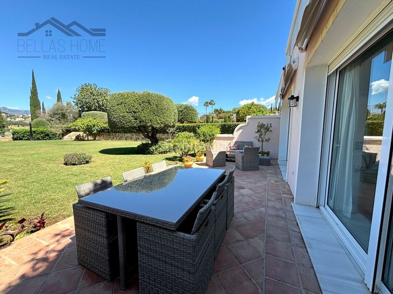 Foto cc8c0026-7699-452b-bf59-14c6ec6e074c. Lloguer pis amb calefacció aparcament piscina a Bel - Air Estepona