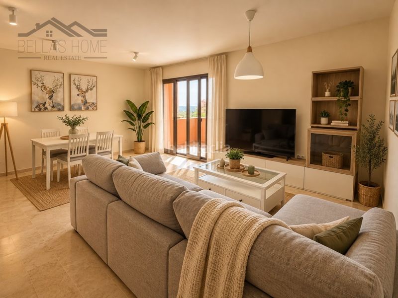 Foto 11d58563-203f-41f4-b0bc-9a3fbefbd839. Apartament amb calefacció aparcament piscina a puerto de Estepona Estepona