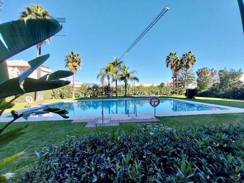Foto 8338f8c3-a768-41da-a15c-726dc338f65d. Apartament amb calefacció aparcament piscina a puerto de Estepona Estepona