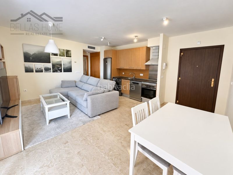 Foto 96fdfbcd-3b86-44b7-9176-c036b52b4b20. Apartament amb calefacció aparcament piscina a puerto de Estepona Estepona