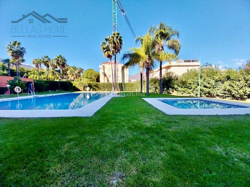Foto b64285fb-c2d2-403a-94ee-b2deb7ea5550. Apartament amb calefacció aparcament piscina a puerto de Estepona Estepona