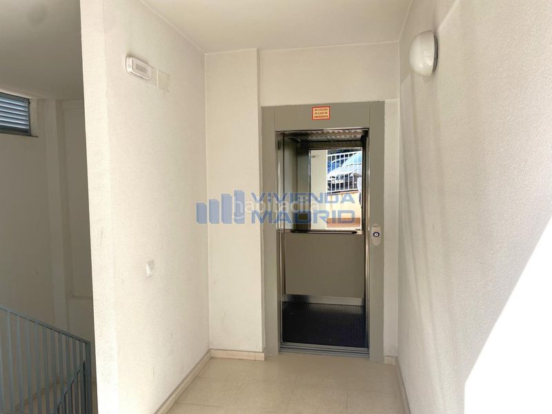 Foto 6c7df6fa-abdb-4b61-b9ac-7b7715100137. Aparcament cotxe a Algete centro Algete