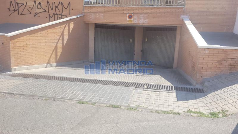 Foto 7040b4c0-0bda-47d2-a45e-41a25c68b650. Aparcament cotxe a Algete centro Algete