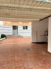 Lloguer Casa a Pinedo. Se alquila bungalow en la playa de pinedo