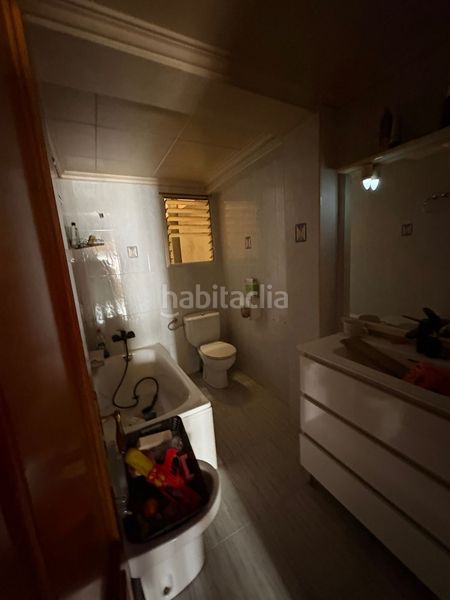 Foto 2311868e-d099-4855-b1ca-be4b968c9d80. Piso amplio piso de 91m² con balcón. en Albal