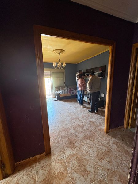 Foto 8fc49a9b-06aa-43f5-90cc-c49d1117a375. Piso amplio piso de 91m² con balcón. en Albal