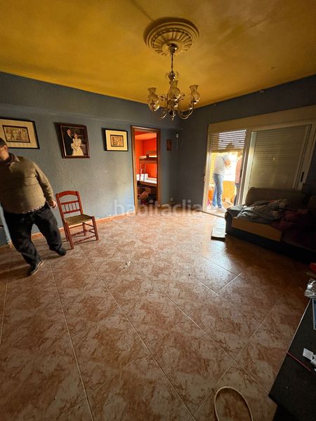 Foto c410fb86-680b-4f41-8d5e-c434c824d6bb. Piso amplio piso de 91m² con balcón. en Albal